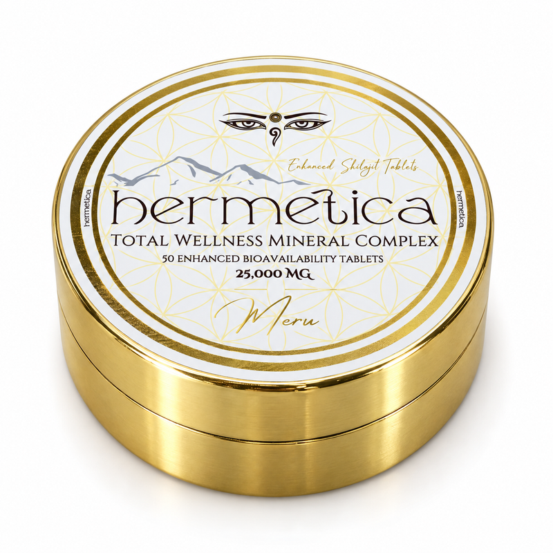 Meru gold compact with its full printed lid